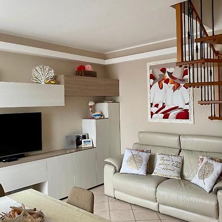 Pacy - Park City Home San Giuliano Milanese Bagian luar foto