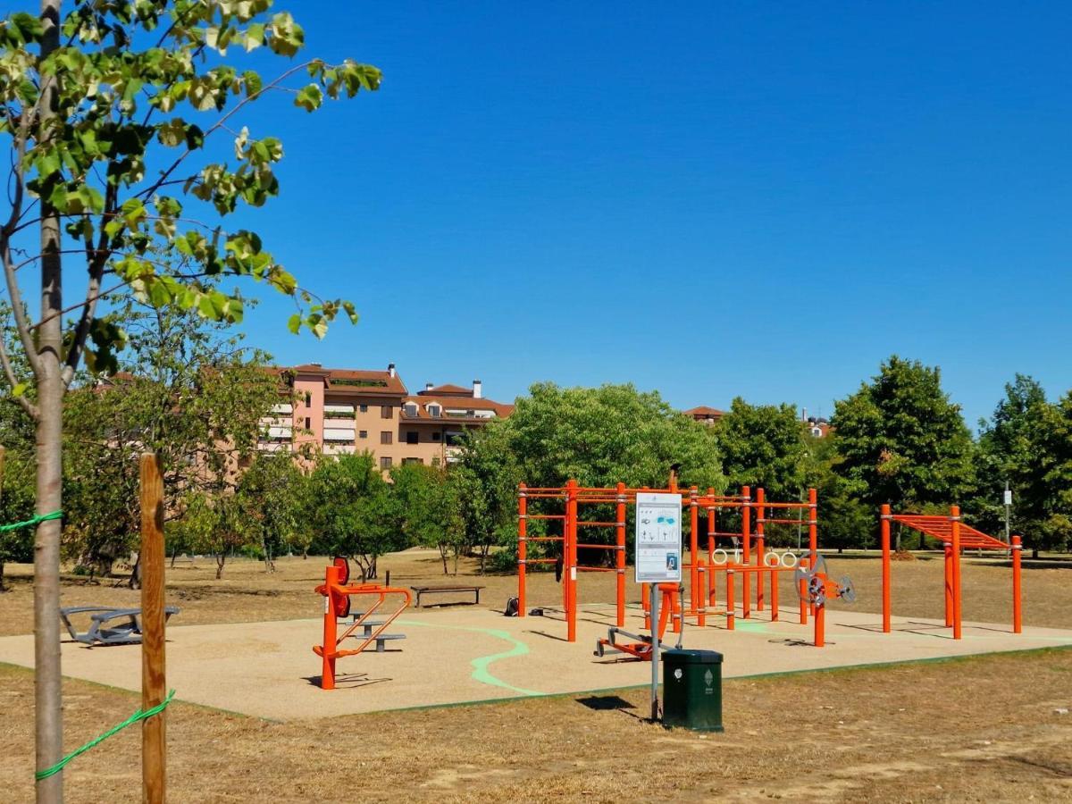 Pacy - Park City Home San Giuliano Milanese Bagian luar foto